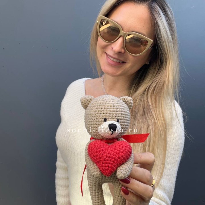 Мишка с сердцем ручной работы в Махачкале