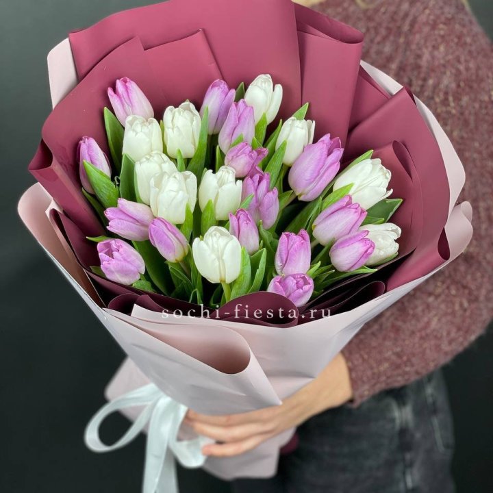 25 тюльпанов микс в Махачкале