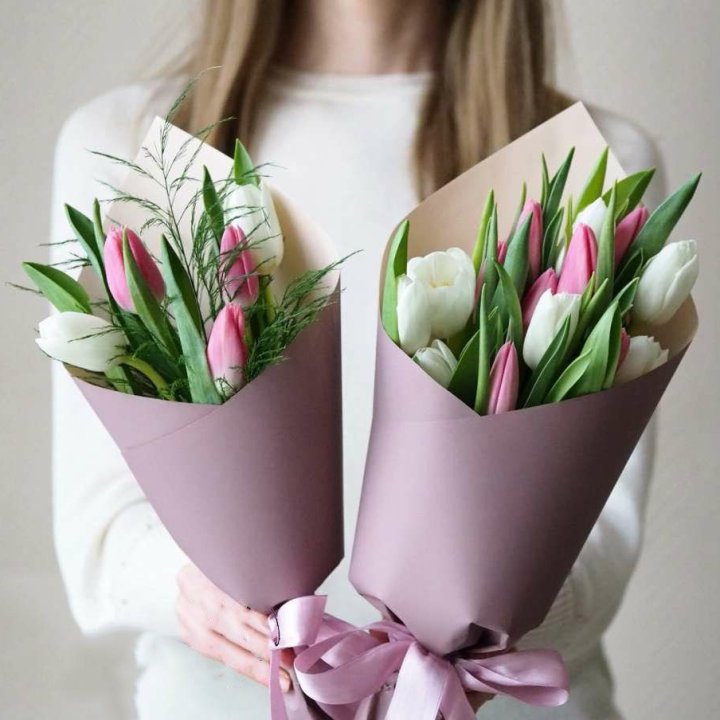 11 тюльпанов в оформлении в Махачкале